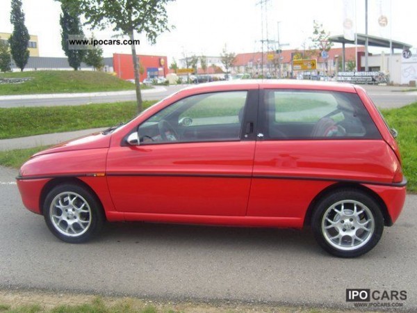 lancia__ypsilon_elefantino__top_condition_1998_8_lgw.jpg