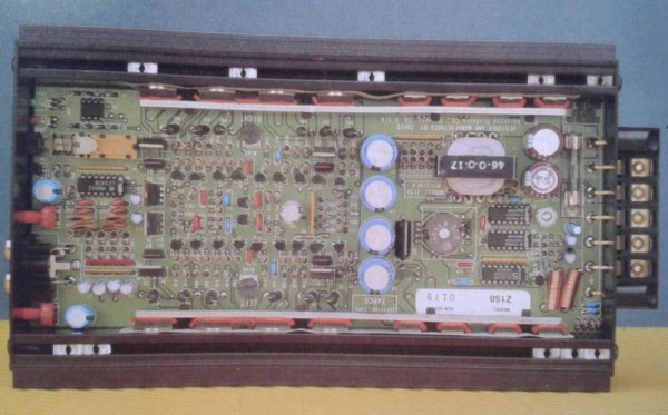 Z150 Interno.jpg