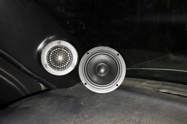 Predisposizione due vie medio alte Jimny (2).JPG