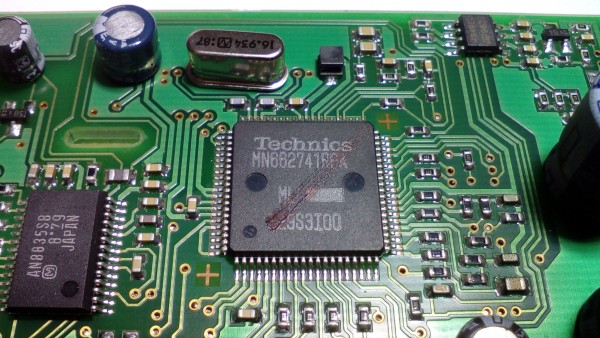 Chip decoder Technics MN662741
