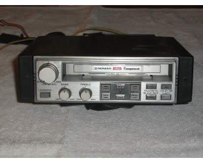 autoradio pioneer solo a cassette,senza radio.jpg