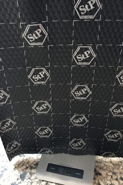 STP Black Silver 750 x500 gr (2).jpg