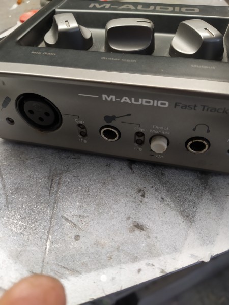 M audio fast track