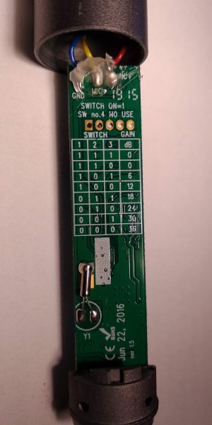 UMIK-1 pcb retro (tabella gain).jpg